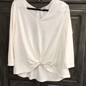 Top, Status shirt,nwot